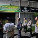 Gerak Cepat Personel Polsek Tigaraksa Mendatangi TKP Kebakaran di Pasar Gudang Tigaraksa