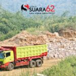 GUNUNG AMAZON LEBAKWANGI KEMBALI BERGEMURUH, DI TENGAH REKONSTRUKSI JALAN DAN PENERTIBAN TAMBANG, ARMADA TRONTON MASIH PADATI JALANAN
