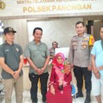 Polsek Panongan Bantu Ibu Lansia yang Tersesat Kembali Bertemu Keluarga, Anak Sampaikan Ucapan Terima Kasih
