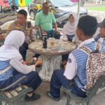 Dukung Kemajuan Generasi Muda, Kapolsek Mauk Gelar Program “Poldik” Polisi Peduli Pendidikan